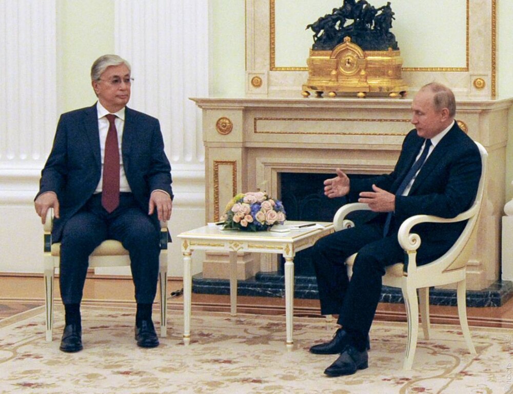 Токаев обсудил с Путиным экономику и Афганистан 