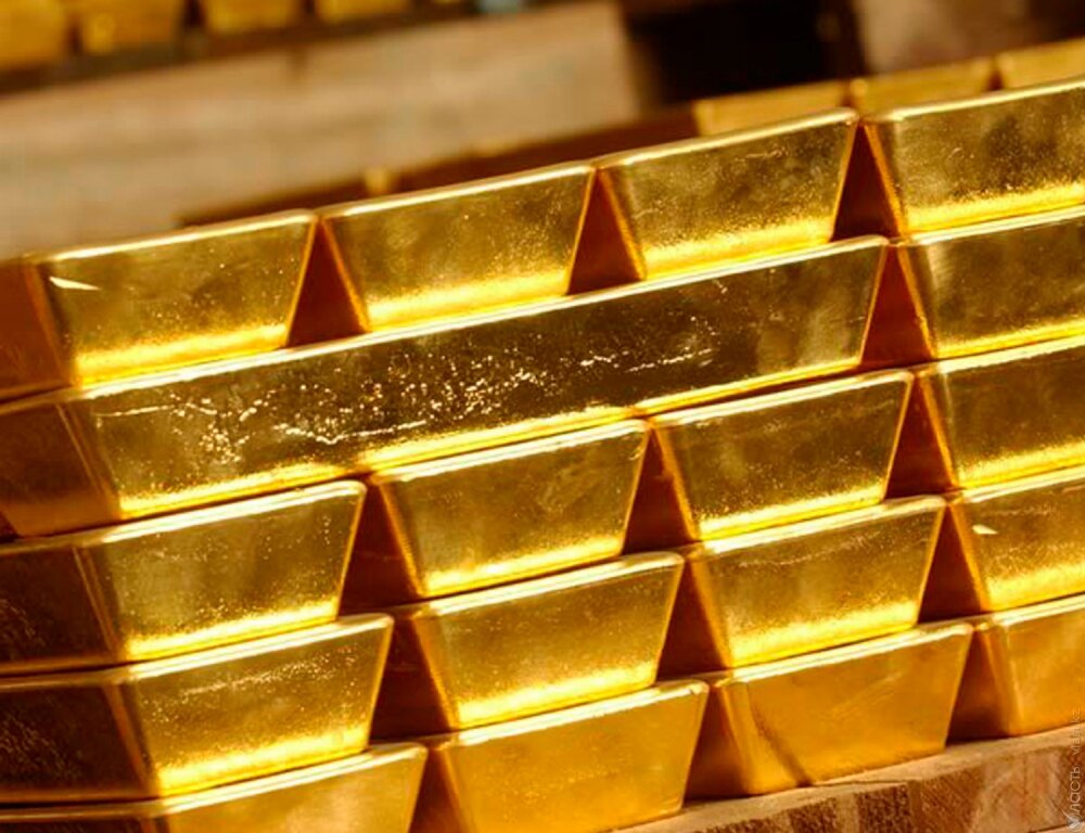 Стоимость золота впервые в истории превысила $2000 за унцию