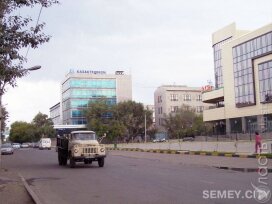 Жителям ВКО запретят передвигаться на личном транспорте в выходные дни