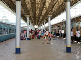 Погранконтроль безостановочных пассажирских поездов отменят на казахстанско-российской границе 