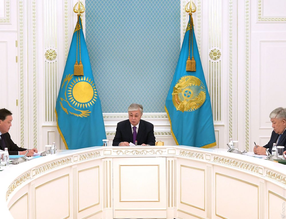 В Акорде рассмотрели перспективы развития казахстанской экономики с учетом ситуации в мире