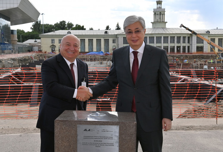 Токаев дал старт строительству нового международного терминала в аэропорту Алматы