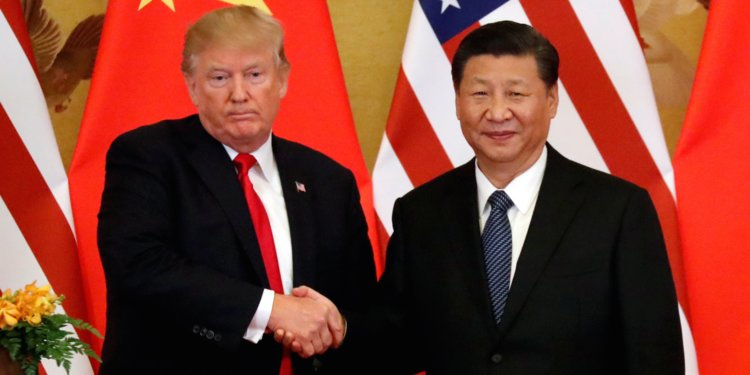 Власти Китая попросили ряд местных СМИ не критиковать Трампа из-за торговой войны