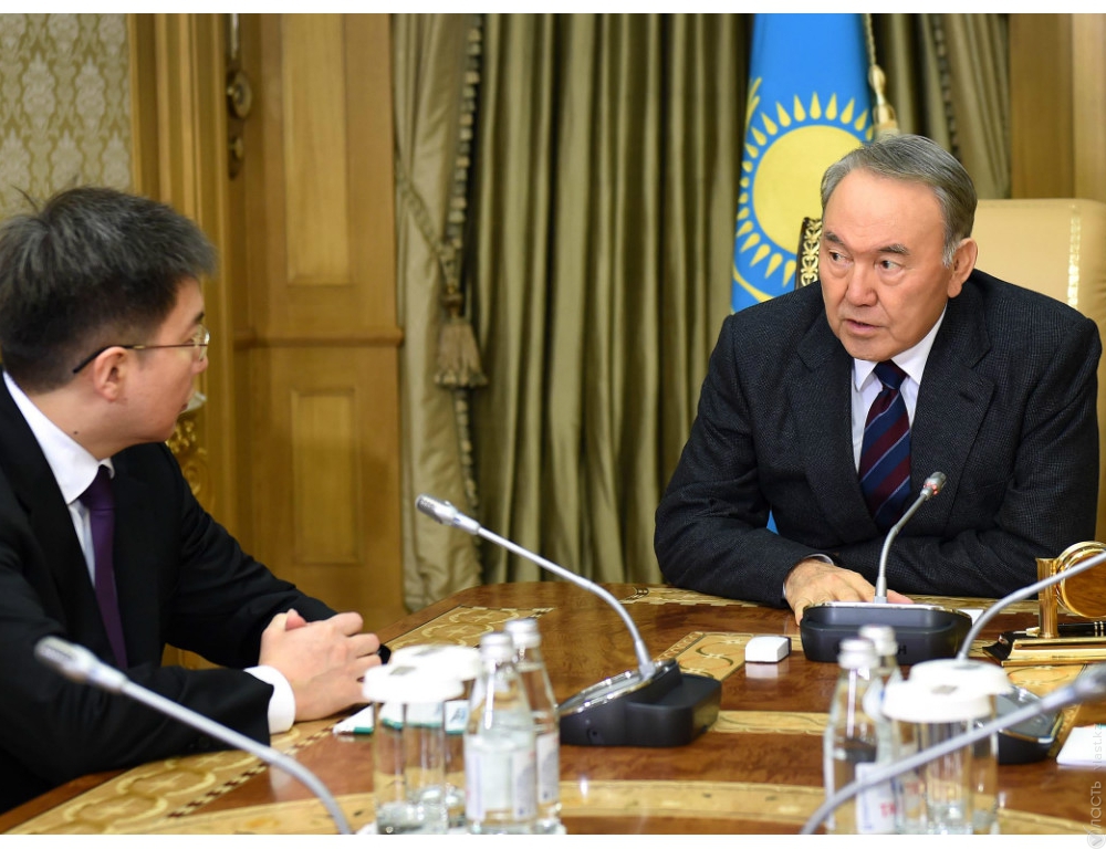 Назарбаев поручил объединить университеты КазНТУ и КБТУ