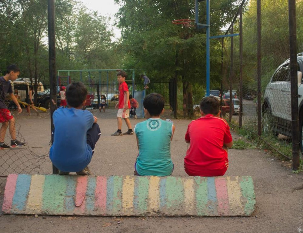 В Казахстане намерены создать доступную систему помощи детям, находящимся в трудной жизненной ситуации