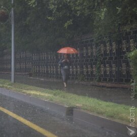 На большей части Казахстана сохранятся дожди