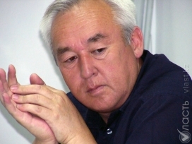 Глава Союза журналистов Казахстана помещен под домашний арест