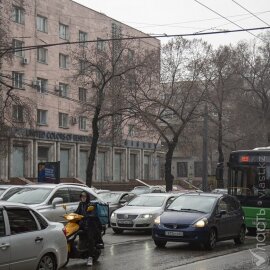 Автомобили на газе в Казахстане обяжут иметь специальный знак