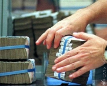 Объем депозитов, размещенных в июле, в трех регионах Казахстана превысил зарплатный фонд