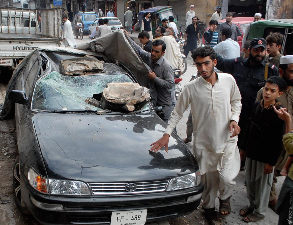 Землетрясение  магнитудой 7,5 в Афганистане унесло жизни более 260 человек