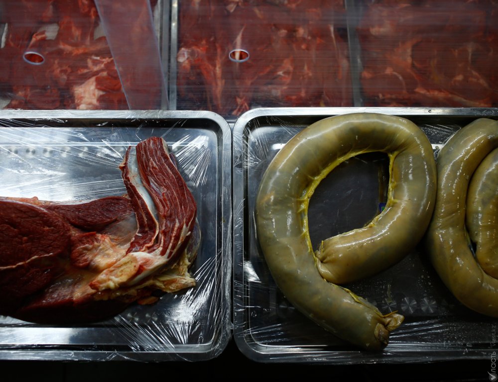 Казахстан временно запретил ввоз мясной продукции из Кыргызстана