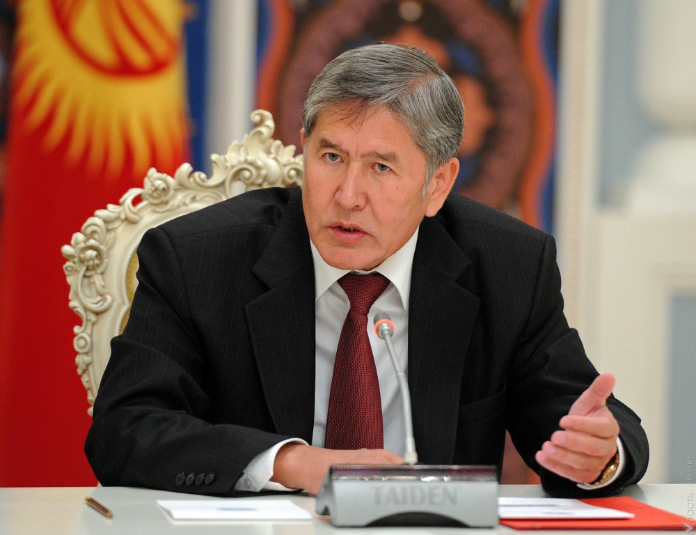 Президент Кыргызстана подписал указ об отставке правительства