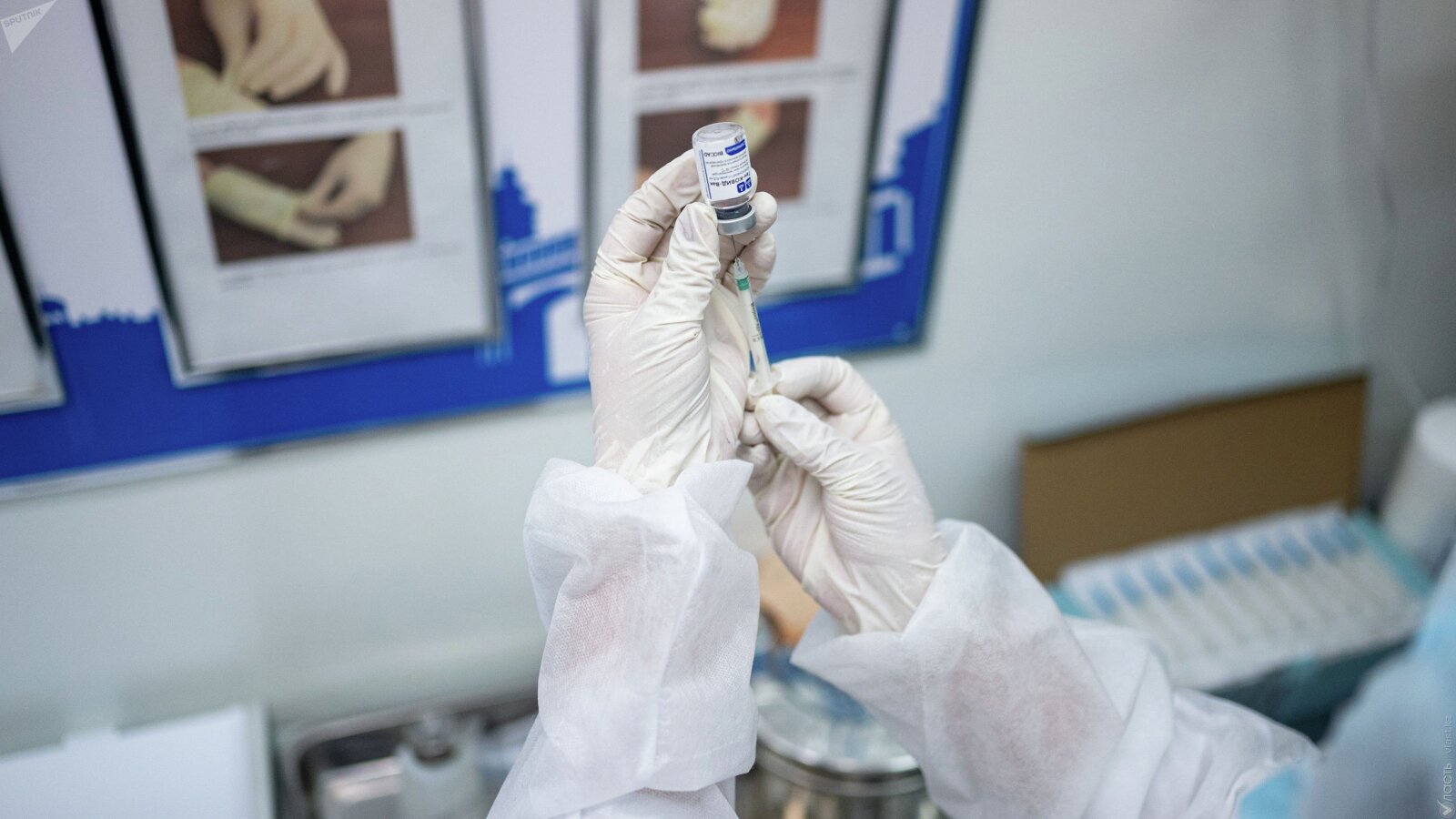 ​Почему Казахстану вряд ли удастся достичь массового иммунитета к коронавирусу в 2021 году?