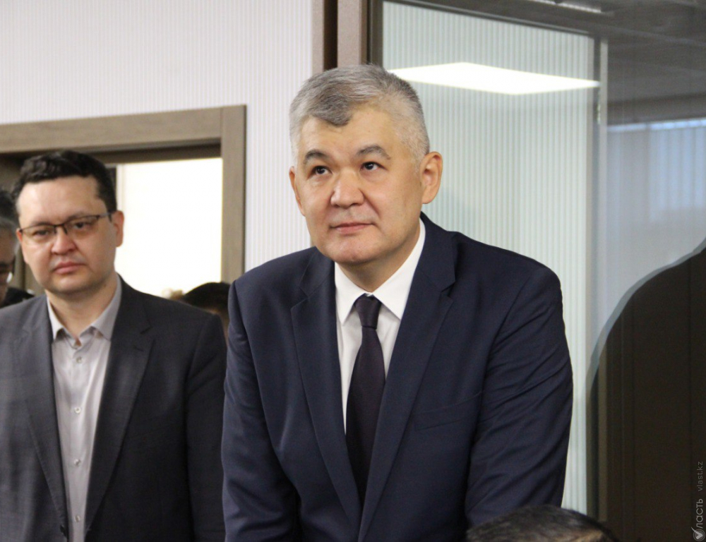 ​В столице начались основные слушания по делу экс-министра здравоохранения Елжана Биртанова