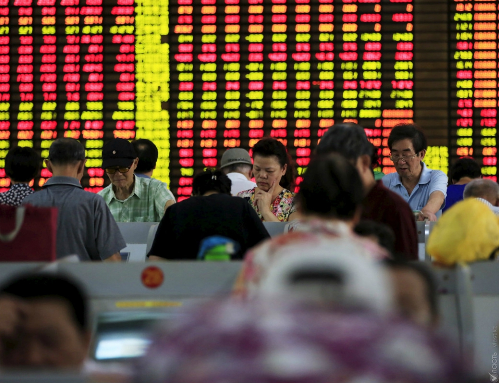 Основные биржи Азии закрылись падением вслед за Китаем