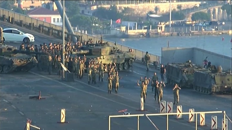 Попытка военного переворота в Турции. Кратко об основных событиях этой ночи