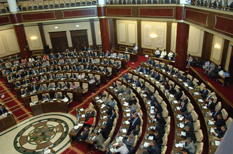 Проект нового трехлетнего бюджета сенат вернул в мажилис