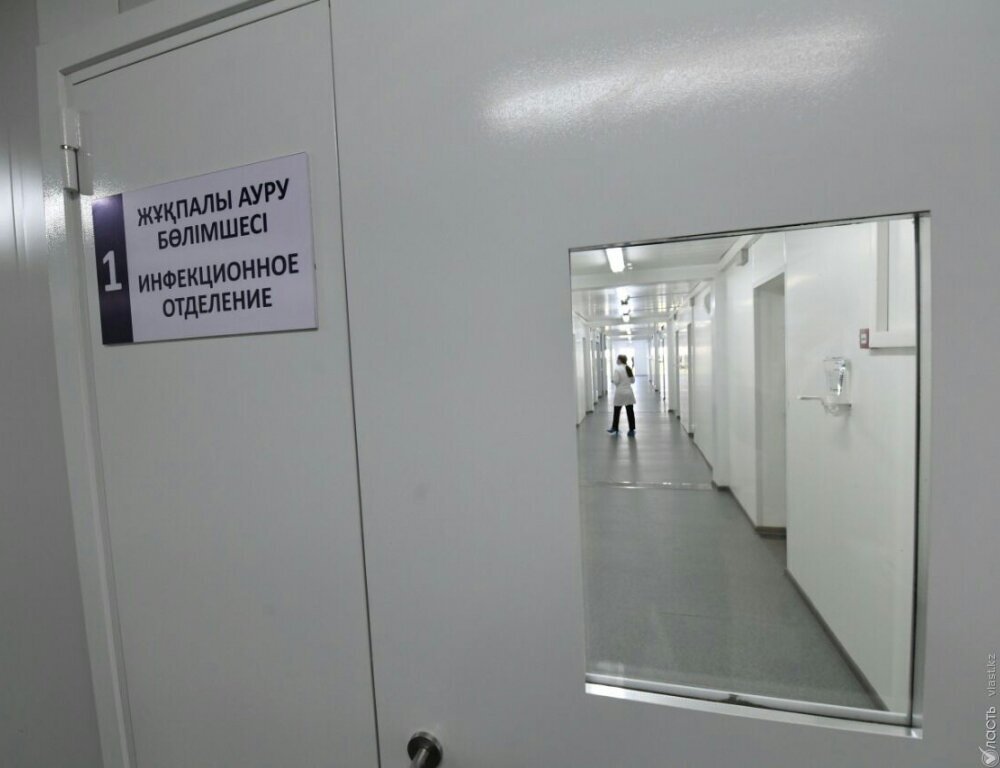 77 человек умерло от коронавируса и пневмонии в Казахстане за сутки 