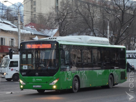 На трех маршрутах Алматы полностью обновят автобусы 