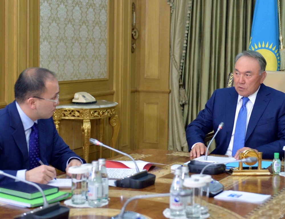Абаев доложил Назарбаеву о промежуточных результатах деятельности министерства информации