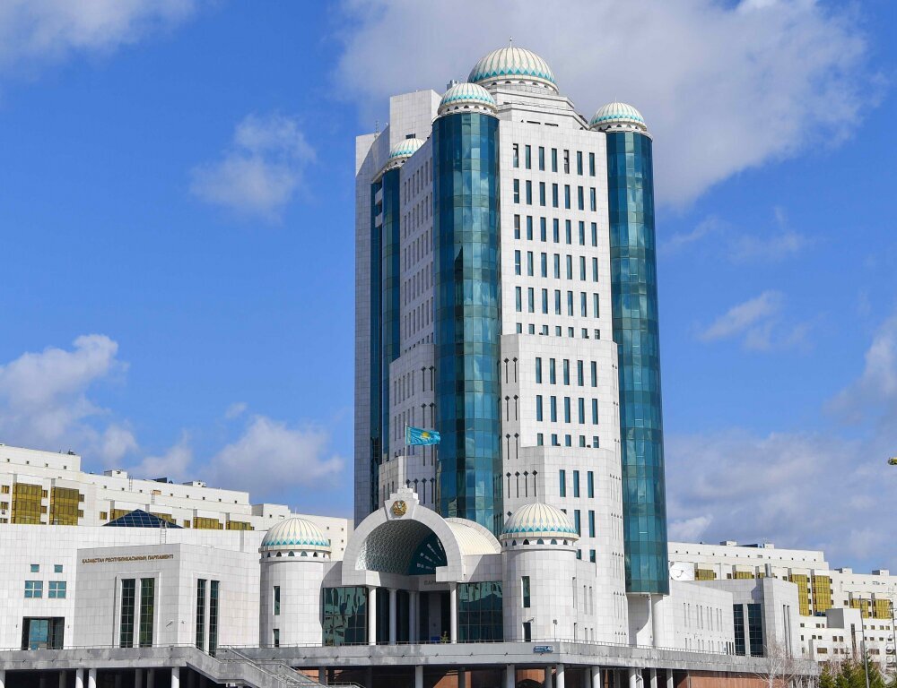 Совместное заседание палат парламента Казахстана пройдет 1 сентября