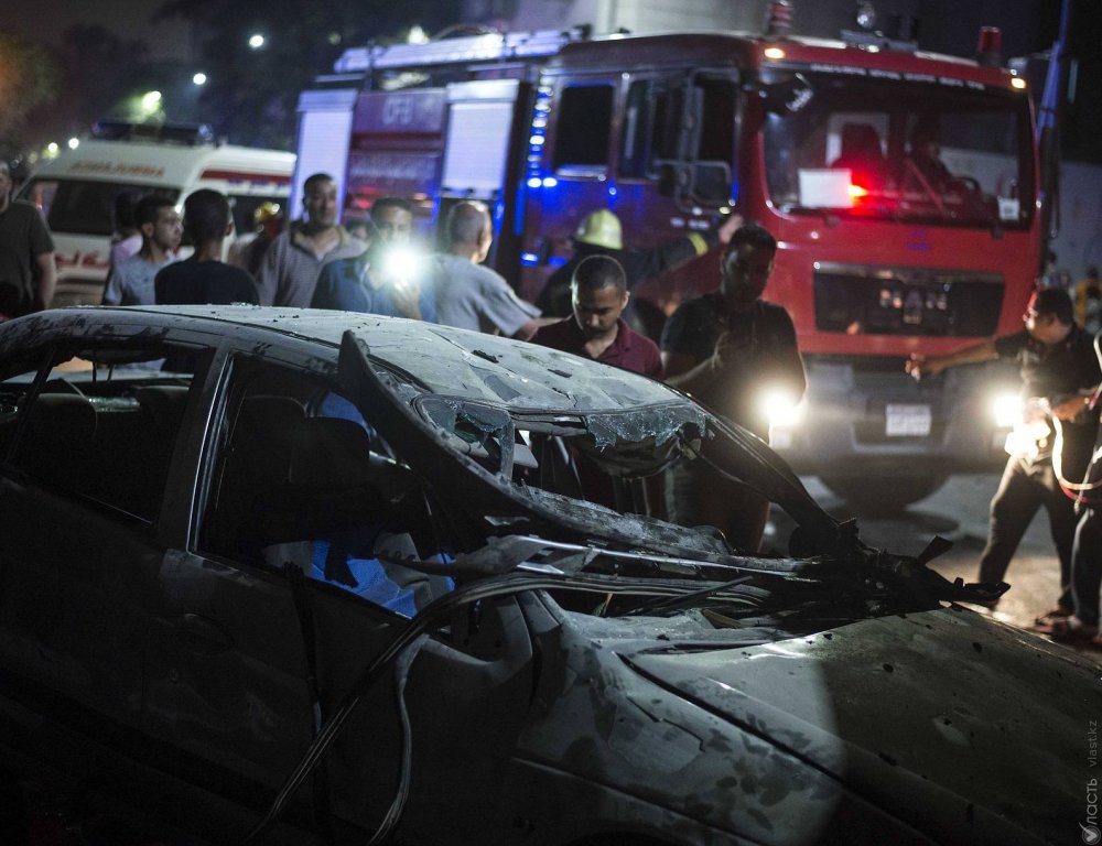 В Каире в результате ДТП и взрыва погибли 17 человек