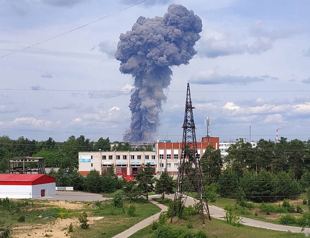 В Дзержинске в результате взрывов на заводе боеприпасов пострадали 38 человек