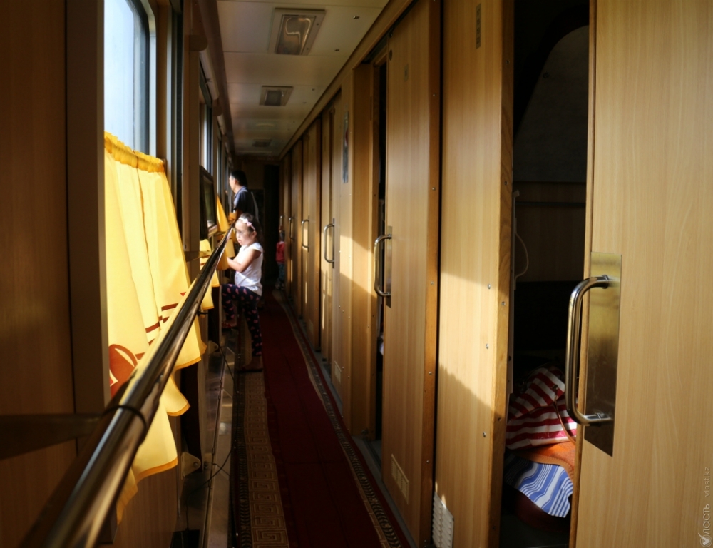 Пассажирам казахстанских поездов предоставят доступ к развлекательным программам
