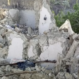В результате сильного землетрясения в Афганистане погибли по меньшей мере 250 человек