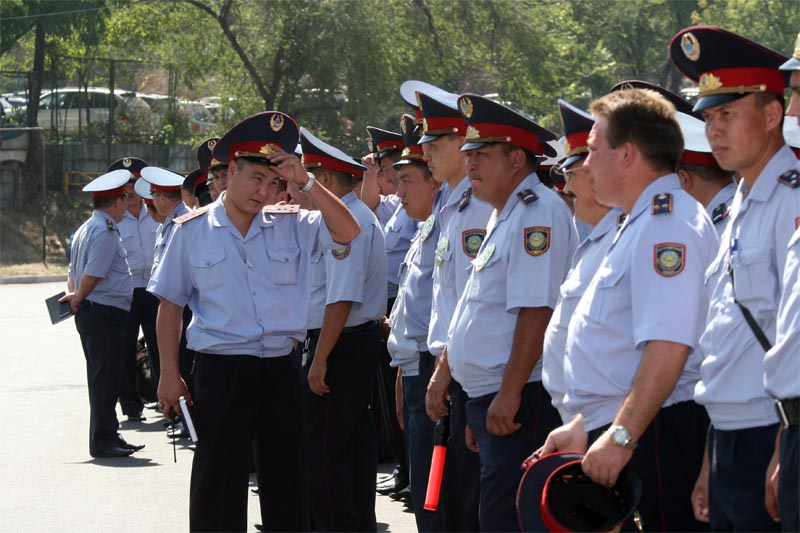 Около 600 сотрудников внутренних дел уволены с начала года – Касымов