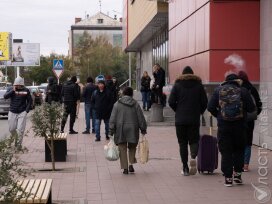 Около 100 тыс. россиян остаются в Казахстане – Минтруда