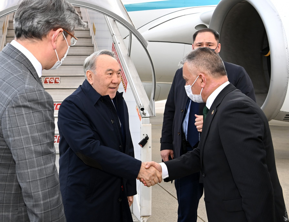 Назарбаев прибыл на дипломатический форум в Анталии 