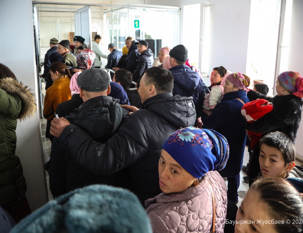 Казахстанцы, бежавшие в Кыргызстан, возвращаются домой, утверждают в правительстве