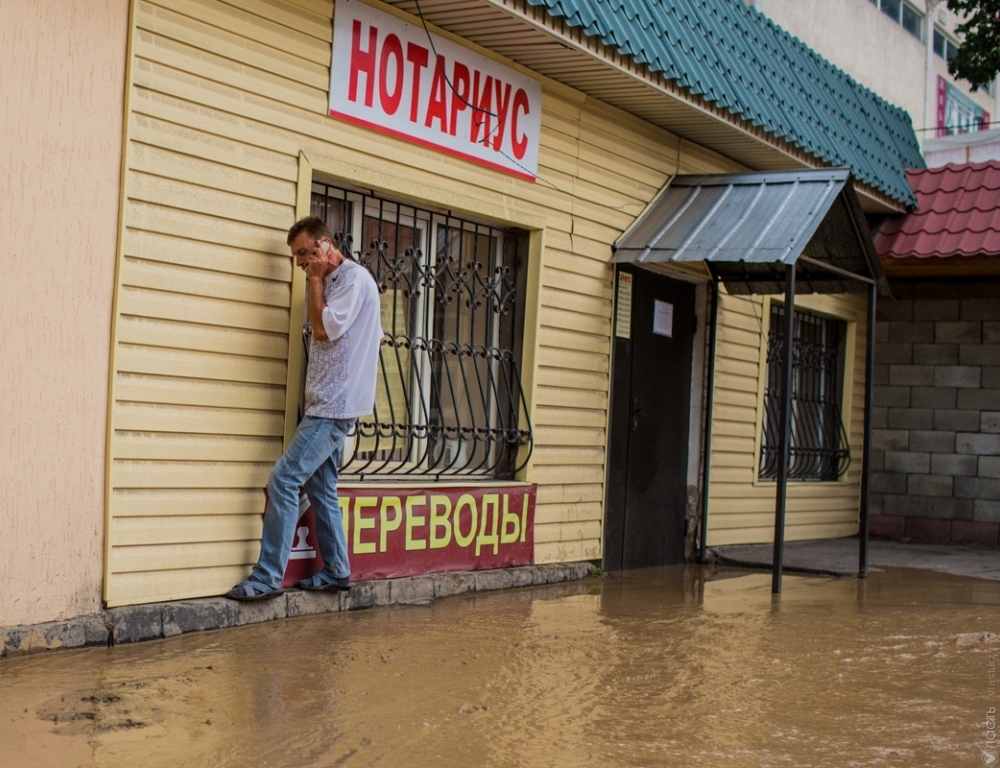 В Алматы подтоплено 14 домов из-за повышения уровня воды в реке