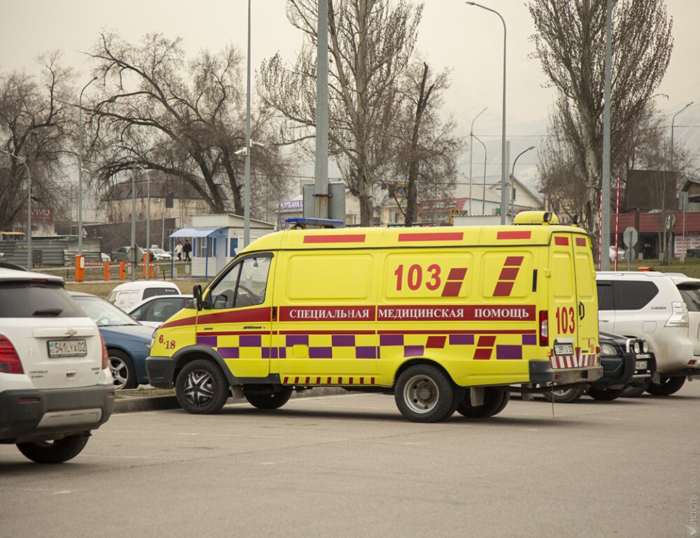 30 человек пострадали во время пожара в микрорайоне Аккент в Алматы