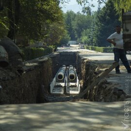 Почти 2 тыс. км водопроводных сетей в Алматы требуют замены