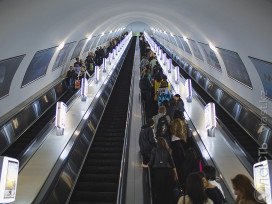 Цена оплаты проезда в метро Алматы наличными осталась прежней