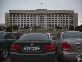За первые пять месяцев в Казахстане зарегистрировано почти 333 тыс автомобилей