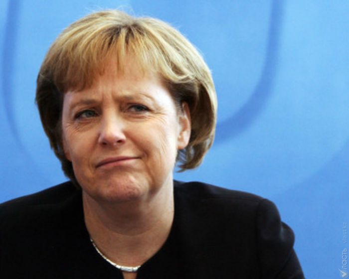 Кабинет Меркель - в пучине недоверия