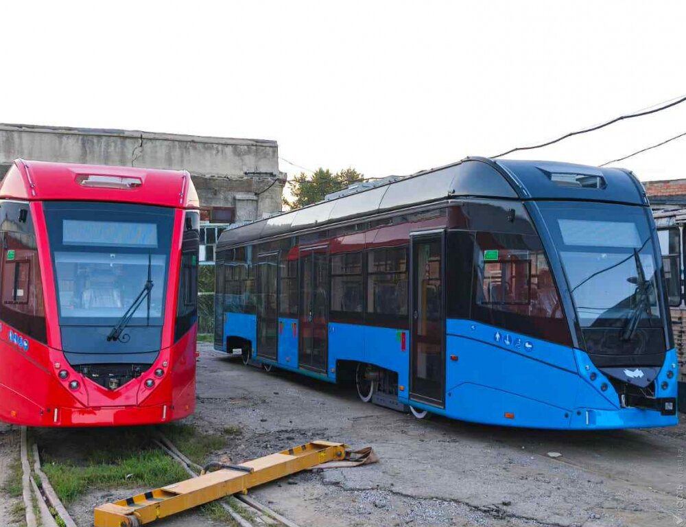 В Усть-Каменогорск пришли новые трамваи