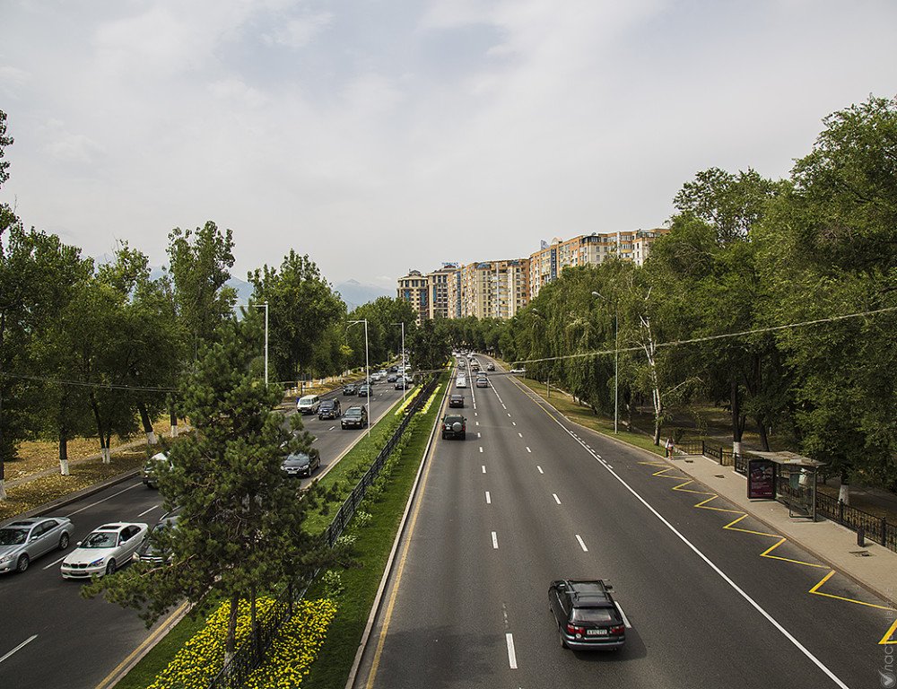 60% нарушений иностранных автоперевозчиков в Казахстане приходится на кыргызские авто – Касымбек