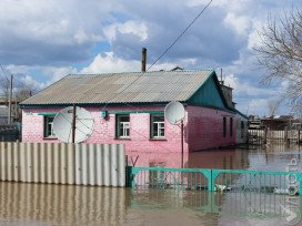Из села Туздыбастау эвакуировано около тысячи человек из-за угрозы подтопления