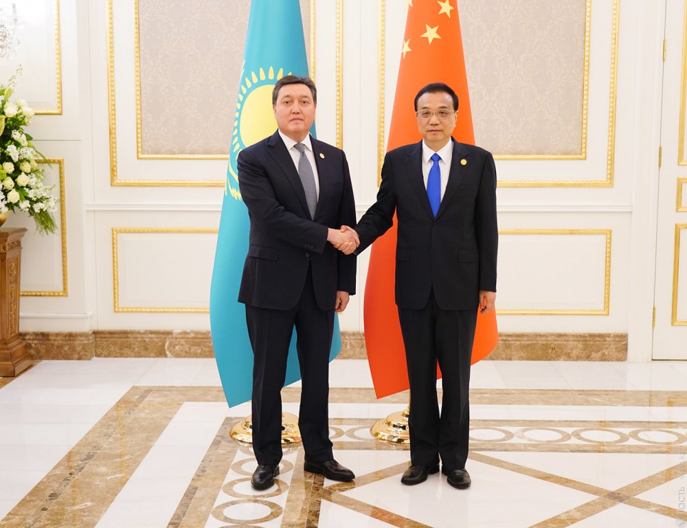 Использование и охрану трансграничных рек обсудили премьеры Казахстана и Китая