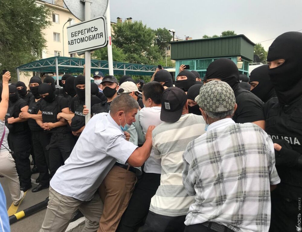 Никто не препятствует мирным собраниям и демонстрациям – Токаев 