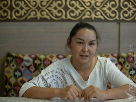 Еще двум бежавшим из Китая казахам продлили статус беженца на один год