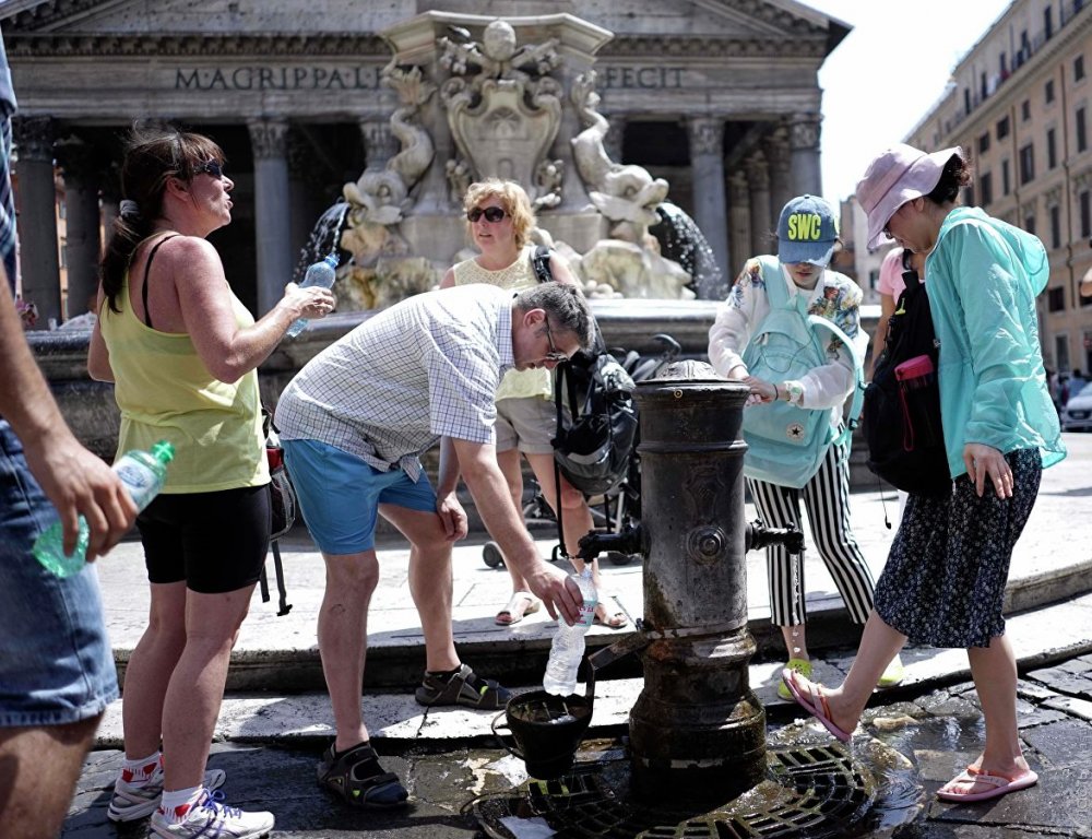 В 13 итальянских городах из-за аномальной жары ввели «красный» уровень опасности