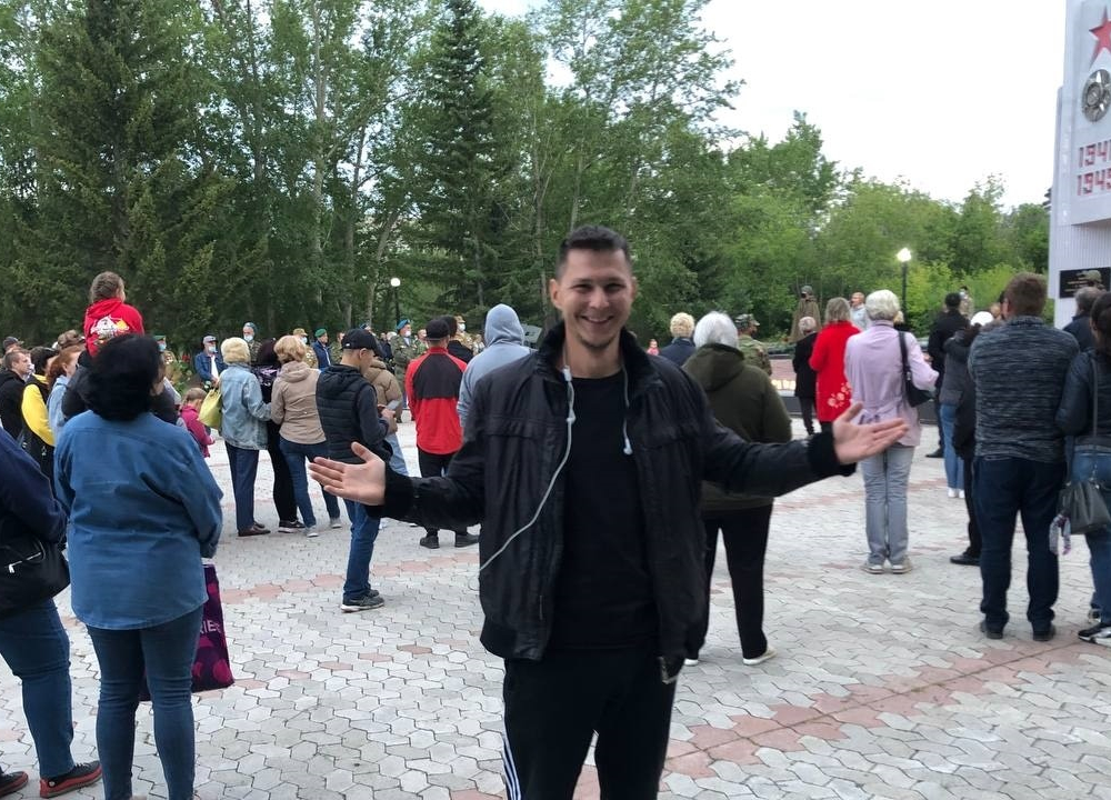 ​Полиция провела обыск у активиста из Степногорска Артема Сочнева