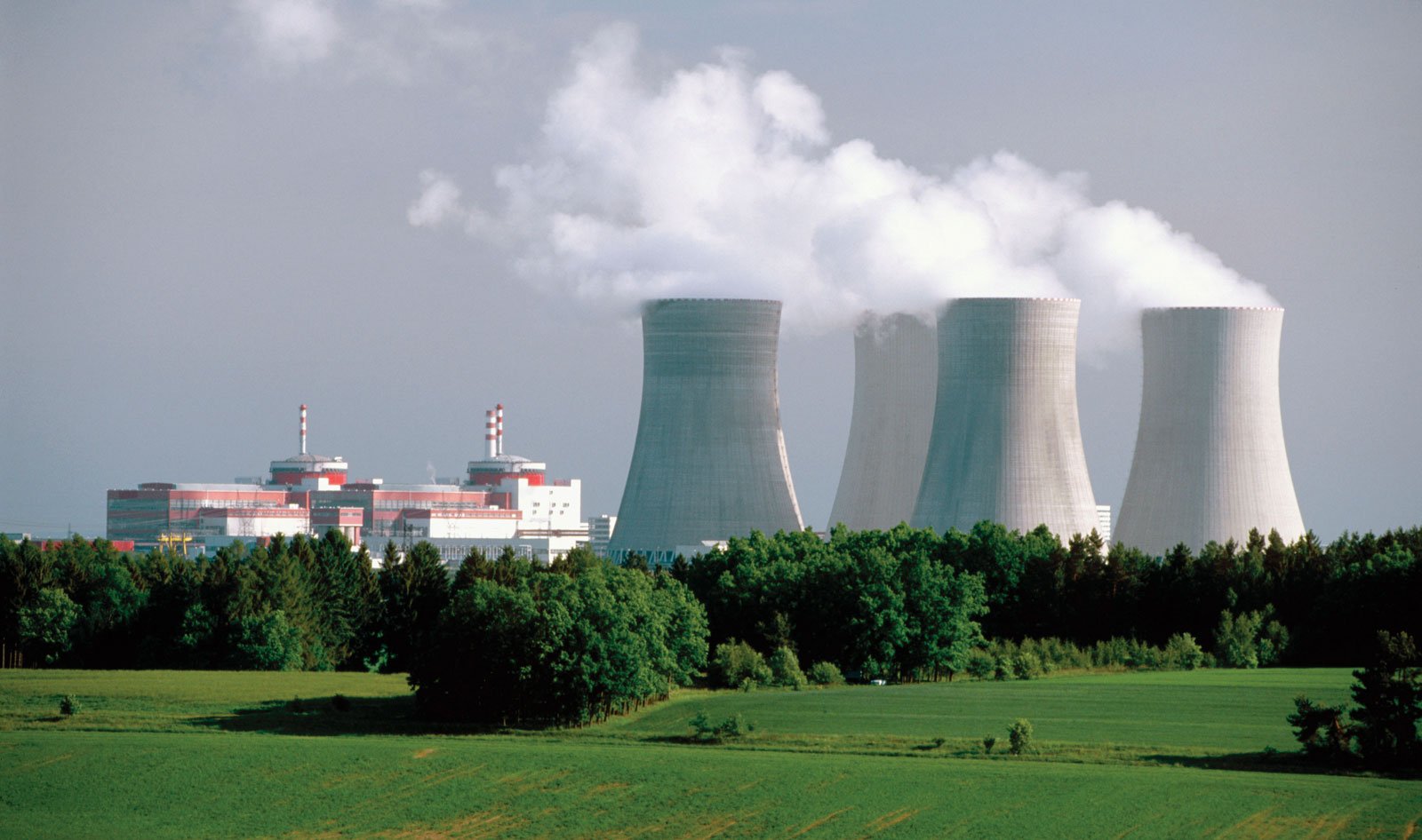 Газ ядерная энергия. Атомная энергия АЭС. Атомная электростанция в Казахстане. Энергия атомной электростанции. Атомная станция в Узбекистане.