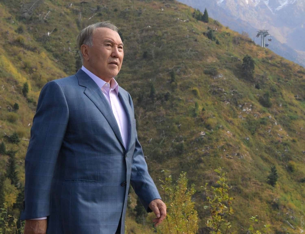 ​Назарбаев посетил больницу, горно-перерабатывающий комплекс и крестьянское хозяйство в Талдыкоргане