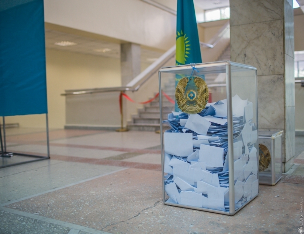 Президент Казахстана расформировал мажилис парламента, выборы назначены на 20 марта